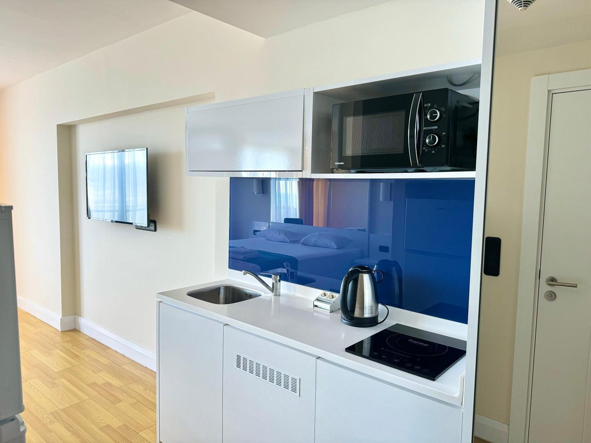 Lux Apartaments Batumi Eksteriør bilde