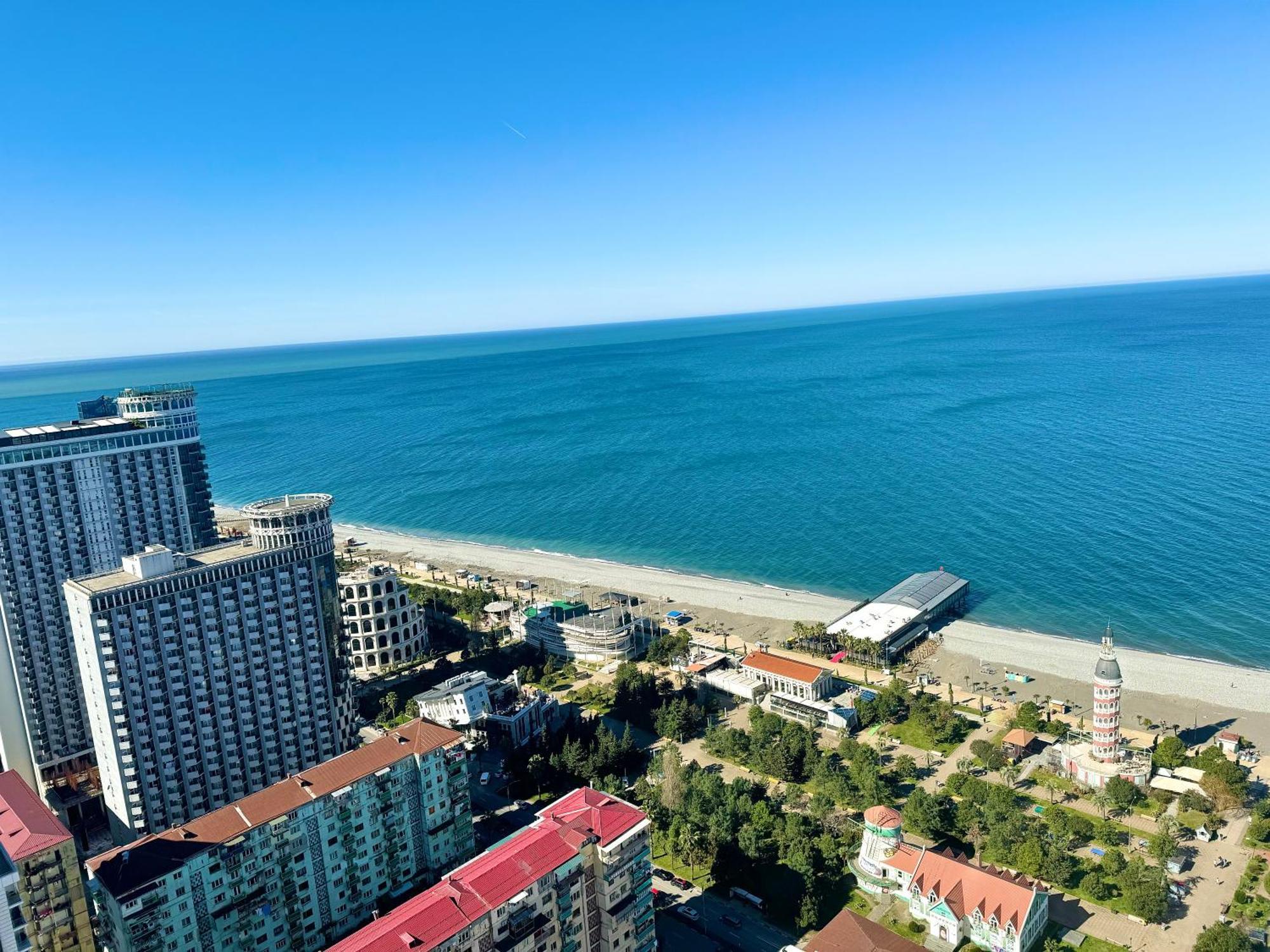 Lux Apartaments Batumi Eksteriør bilde